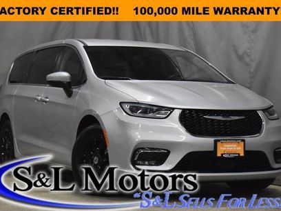 Certified 2023 Chrysler Pacifica Touring-L