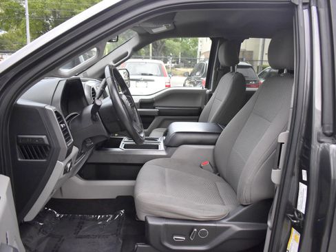 Used 2017 Ford F150 XLT w/ Equipment Group 302A Luxury image 14