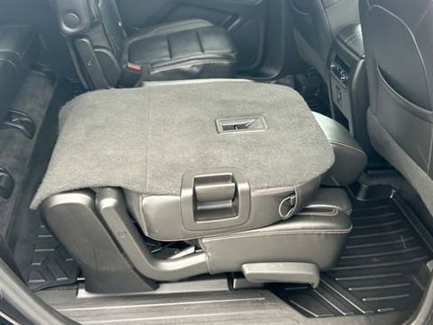 Certified 2020 Chevrolet Traverse LT AWD/4WD image 47
