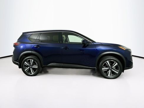 Used 2025 Nissan Rogue SL FWD image 10