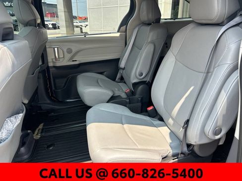 Used 2024 Toyota Sienna Limited AWD/4WD image 10