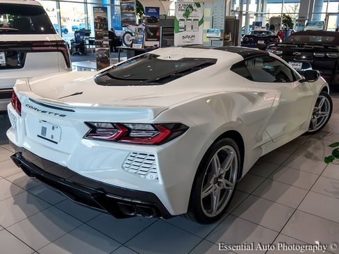 Used 2024 Chevrolet Corvette Stingray Preferred Cpe w/ 2LT image 12