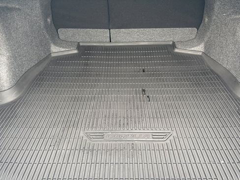 Used 2025 Toyota Corolla SE FWD image 27
