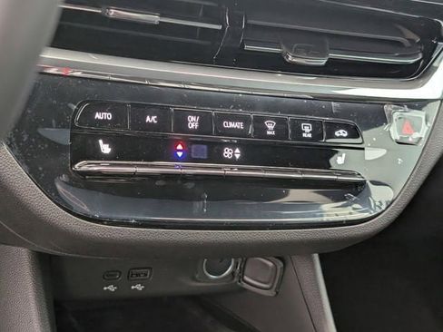 New 2026 Buick Envista Preferred FWD image 13