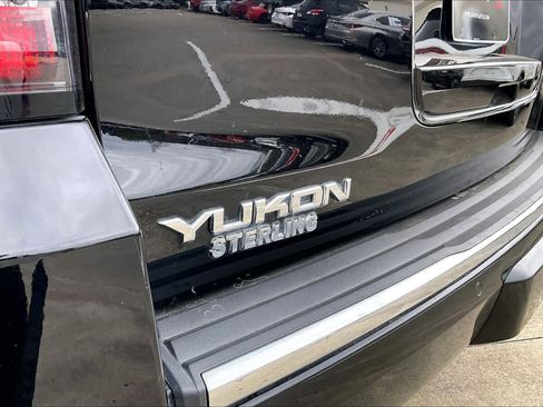 Used 2019 GMC Yukon Denali w/ Denali Ultimate Package image 27