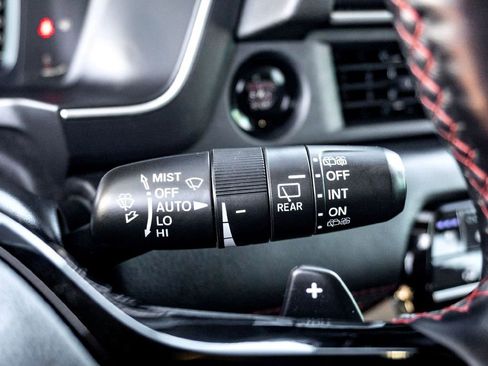 Used 2025 Honda Pilot Black Edition image 21