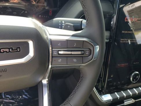 New 2026 GMC Yukon XL Denali w/ Sun & Power Step Package AWD/4WD image 27