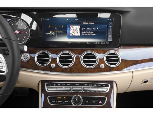 Used 2019 Mercedes-Benz E 450 4MATIC Sedan w/ Premium Package image 10