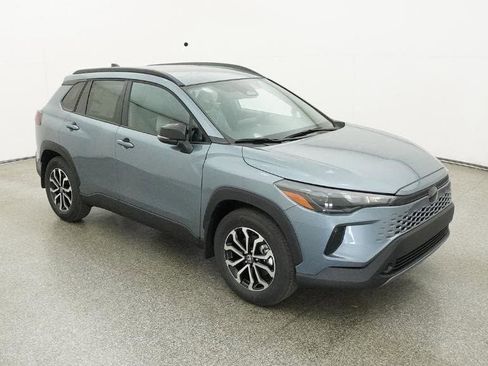 New 2026 Toyota Corolla Cross SE image 13