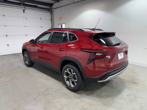 New 2026 Chevrolet Trax LT image 5