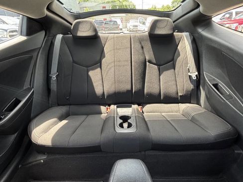 Used 2013 Hyundai Veloster RE:MIX Edition FWD image 15