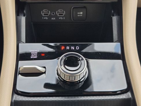 New 2025 Jeep Grand Cherokee L Limited w/ Black Appearance Package image 11