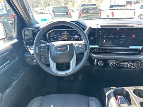 Used 2024 GMC Sierra 1500 Elevation image 13