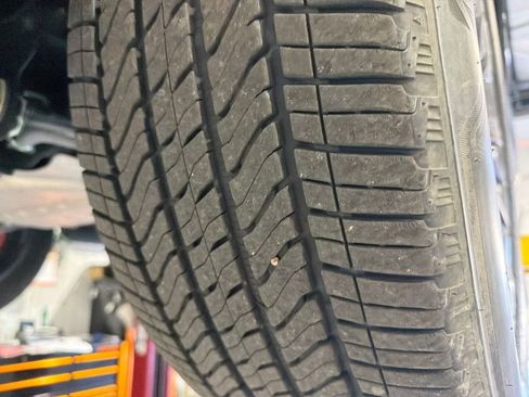 Used 2023 Cadillac Escalade ESV V image 35