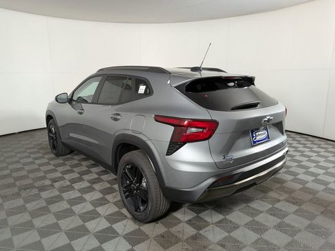 New 2025 Chevrolet Trax ACTIV w/ Driver Confidence Package image 4