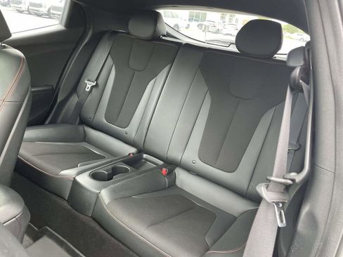 Used 2020 Hyundai Veloster 2.0 Premium FWD image 4