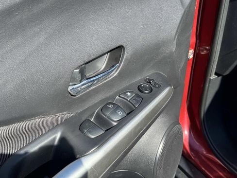 Used 2020 Nissan Kicks SV FWD image 44