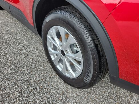 Used 2026 Ford Escape Active w/ Tech Pack #1 FWD image 26