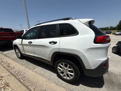 Used 2016 Jeep Cherokee Sport