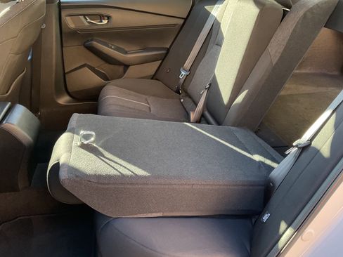 Used 2024 Honda Accord Sport image 36