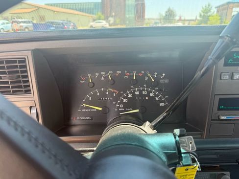 Used 1991 Chevrolet Silverado 2500 4x4 Extended Cab image 16