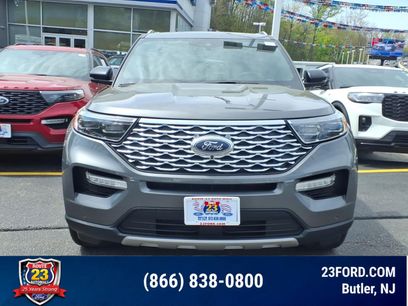 Certified 2023 Ford Explorer Platinum w/ Technology Package