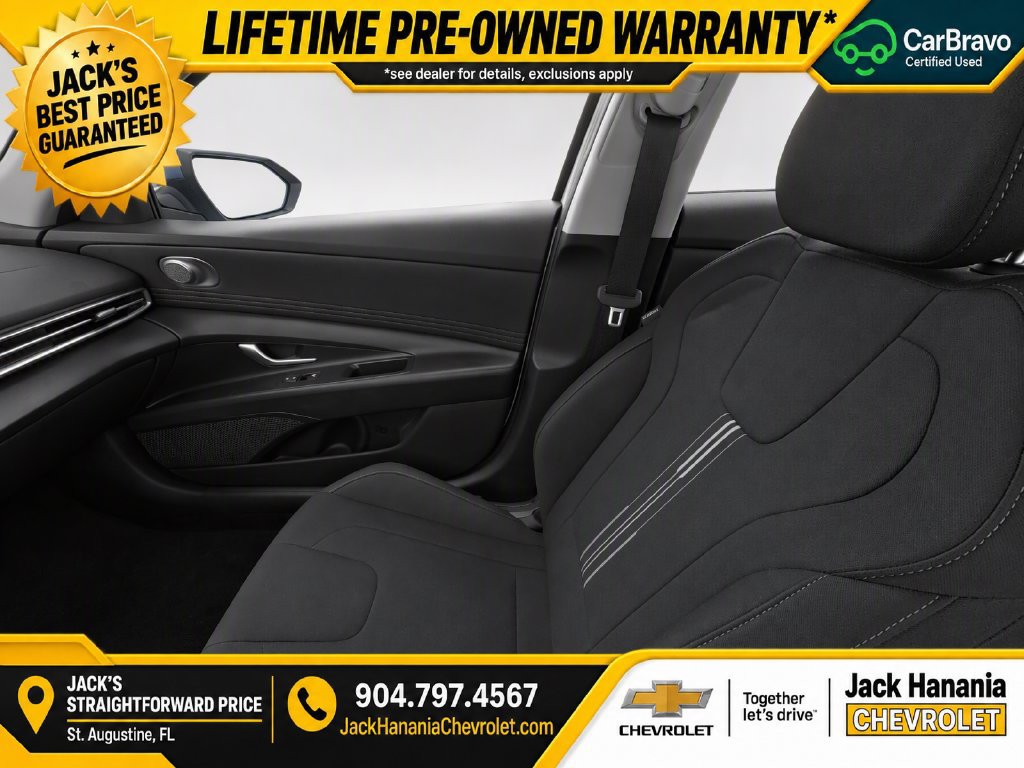 Used 2025 Hyundai Elantra SEL FWD image 20