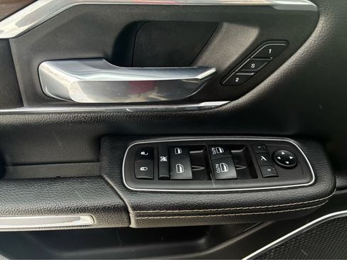 Used 2021 RAM 1500 Laramie image 17