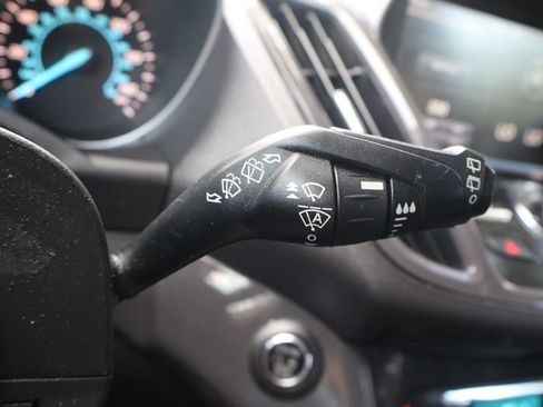 Used 2015 Ford Escape Titanium w/ Equipment Group 301A AWD/4WD image 34