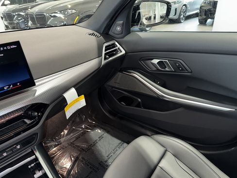 New 2026 BMW 330i Sedan w/ M Sport Package RWD image 21