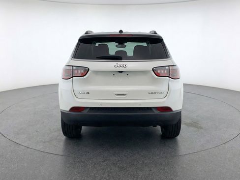 Used 2025 Jeep Compass Limited AWD/4WD image 7