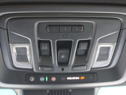 Used 2025 Chevrolet Silverado 2500 High Country AWD/4WD image 43