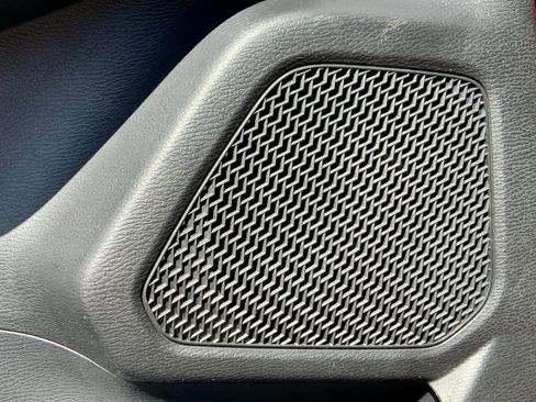 Used 2024 Mitsubishi Outlander SE image 50