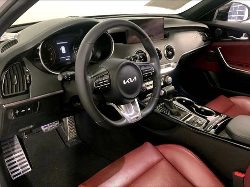 Used 2022 Kia Stinger GT-Line w/ Sun & Sound Package AWD/4WD image 13