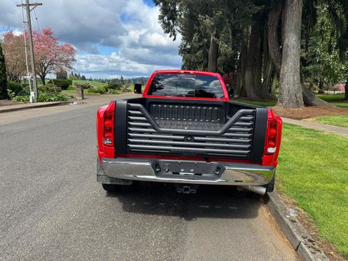 Used 2005 Dodge Ram 3500 Truck SLT w/ Quad Cab Big Horn Value Group image 4