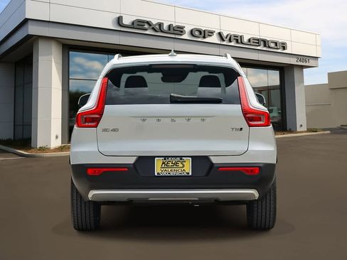 Used 2022 Volvo XC40 T5 Inscription w/ Advanced Package AWD/4WD image 3