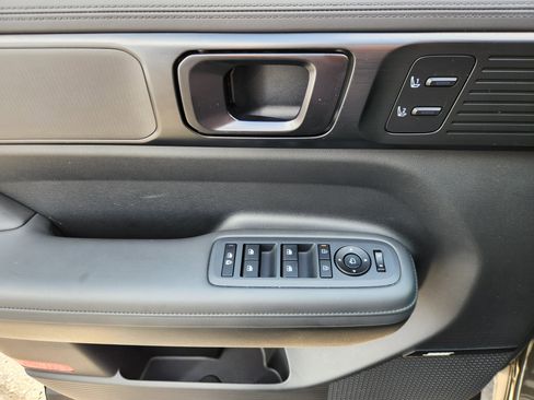 Certified 2025 Hyundai Santa Fe Calligraphy AWD/4WD image 19