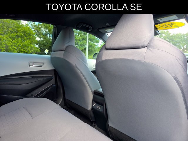 Used 2024 Toyota Corolla SE FWD image 12