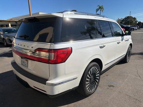 Used 2018 Lincoln Navigator Black Label w/ Cargo Package image 4