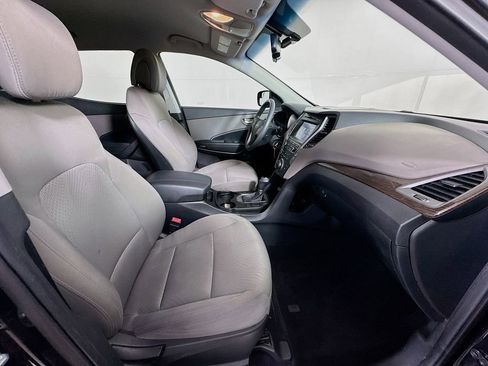 Used 2017 Hyundai Santa Fe Sport image 32