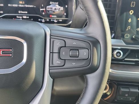 Used 2025 GMC Sierra 1500 SLT AWD/4WD image 8