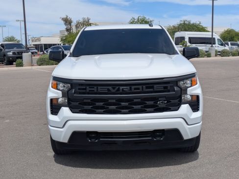 Used 2023 Chevrolet Silverado 1500 Custom RWD image 9