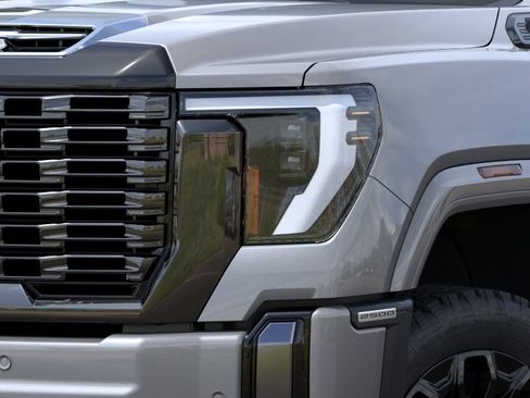 New 2026 GMC Sierra 2500 Denali Ultimate w/ LPO, Black Badging Package AWD/4WD image 11