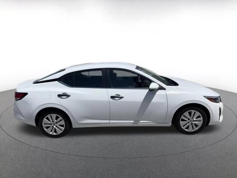 Used 2025 Nissan Sentra S FWD image 16