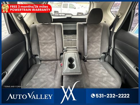 Used 2015 Nissan Rogue SV image 35