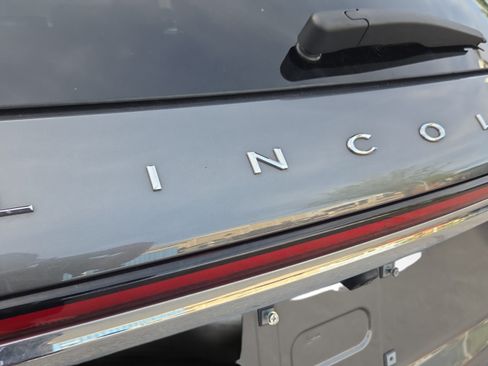 Used 2023 Lincoln Corsair Reserve FWD image 29