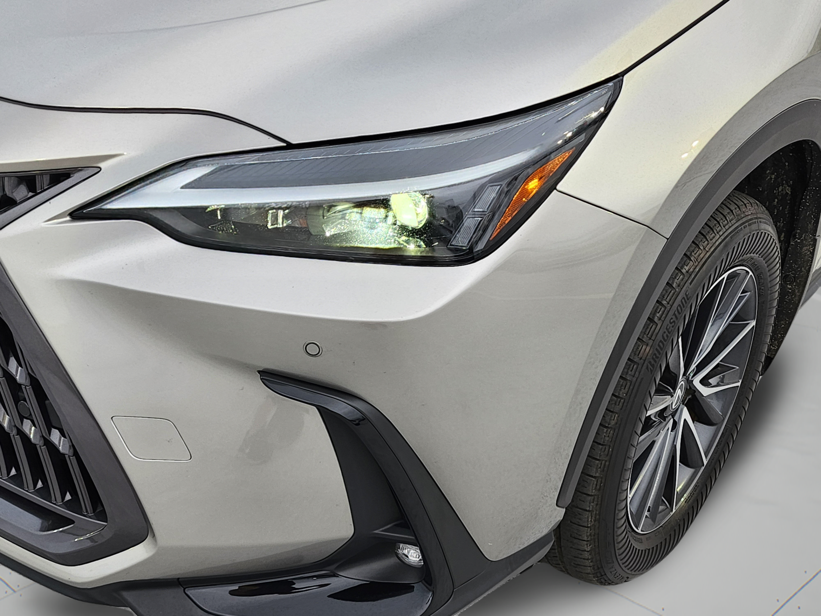 Certified 2025 Lexus NX 250 FWD w/ Accessory Package (2T) image 30