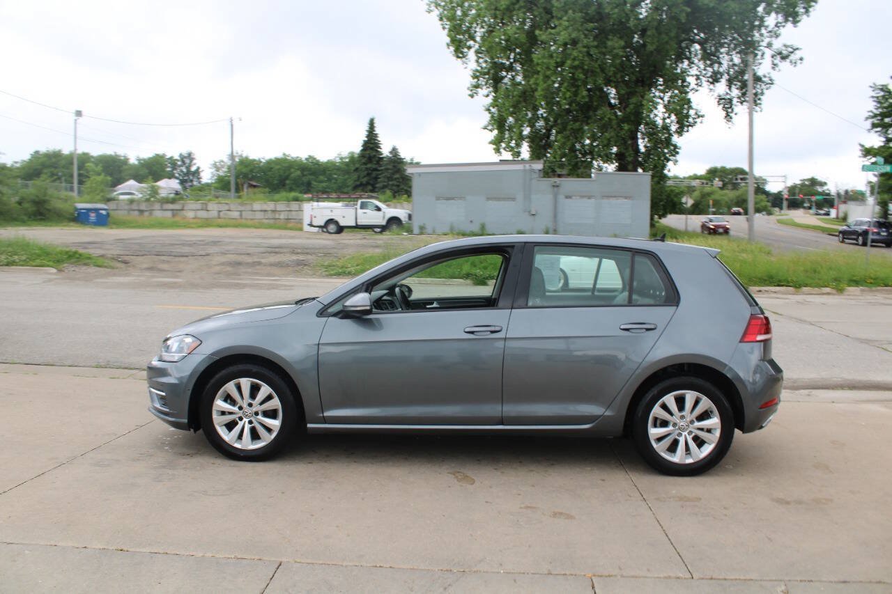 Used 2021 Volkswagen Golf 4-Door FWD image 5