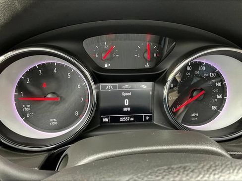 Used 2018 Buick Regal Preferred FWD image 13