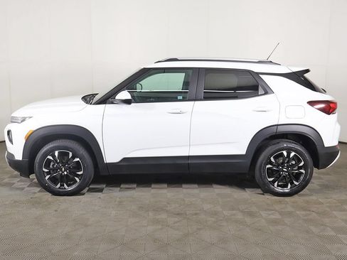 Used 2023 Chevrolet TrailBlazer LT AWD/4WD image 15